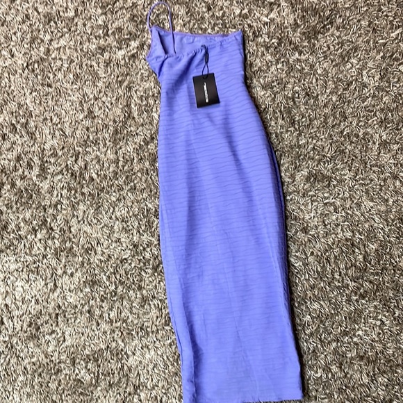 NWT Pretty Little Thing Dress - Picture 2 of 2